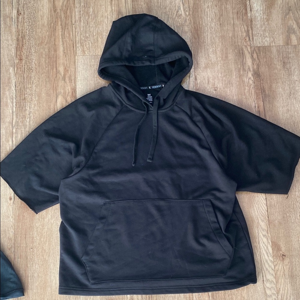 Xersion Black Short-Sleeve Hoodie Sweatshirt